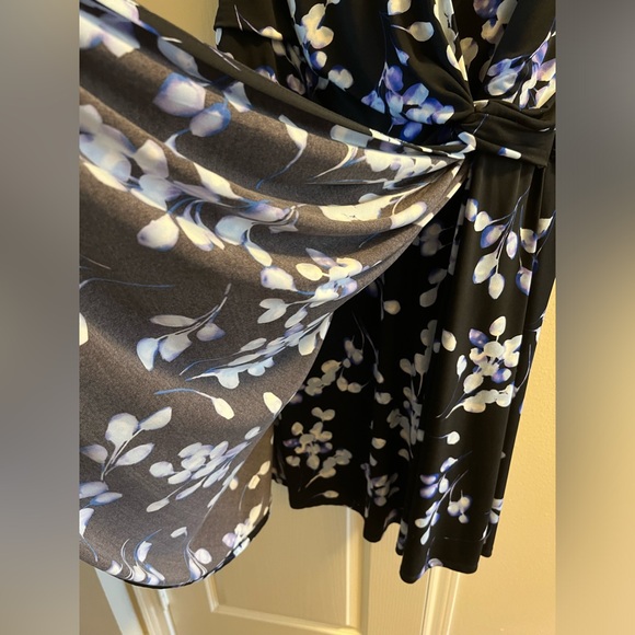 Wrap dress size 18 - Picture 5 of 6